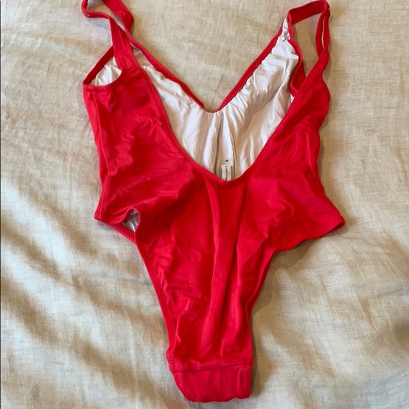 Solid and striped one piece - Picture 2 of 2